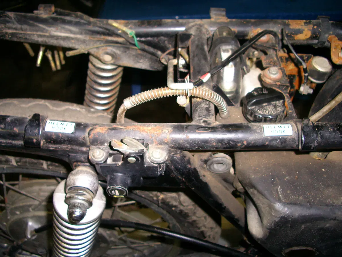 Restaurando, puntata 15: Kawasaki 400 Mach II 1974 (32)
