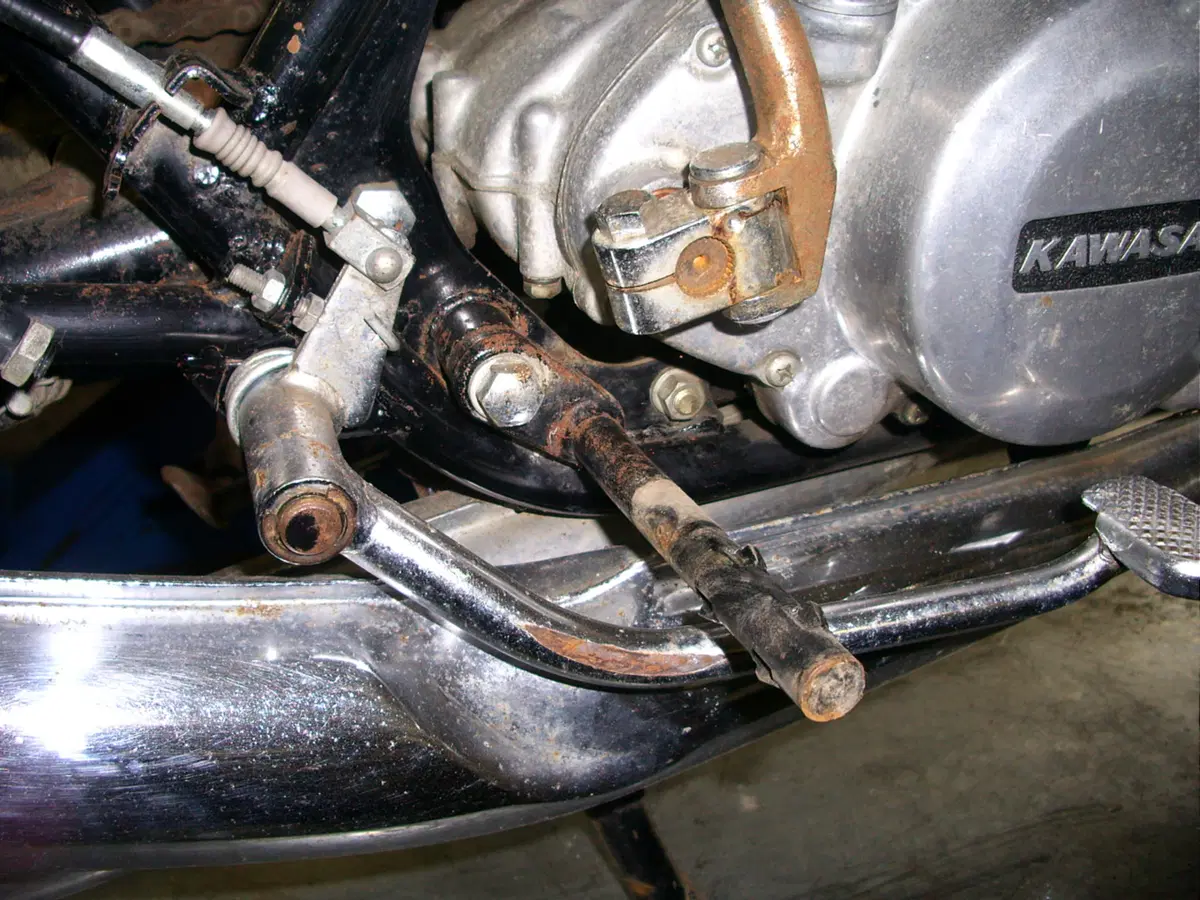 Restaurando, puntata 15: Kawasaki 400 Mach II 1974 (33)