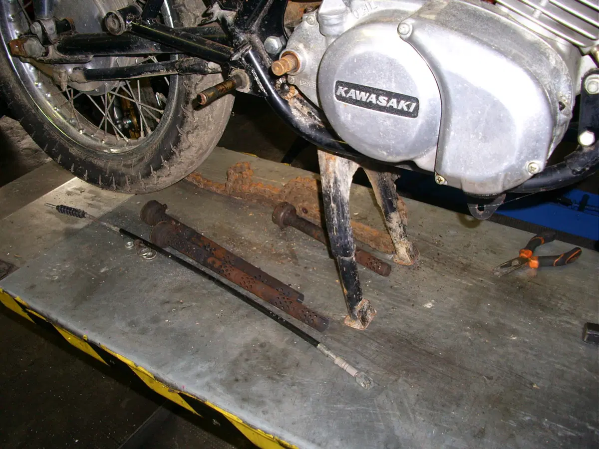 Restaurando, puntata 15: Kawasaki 400 Mach II 1974 (45)