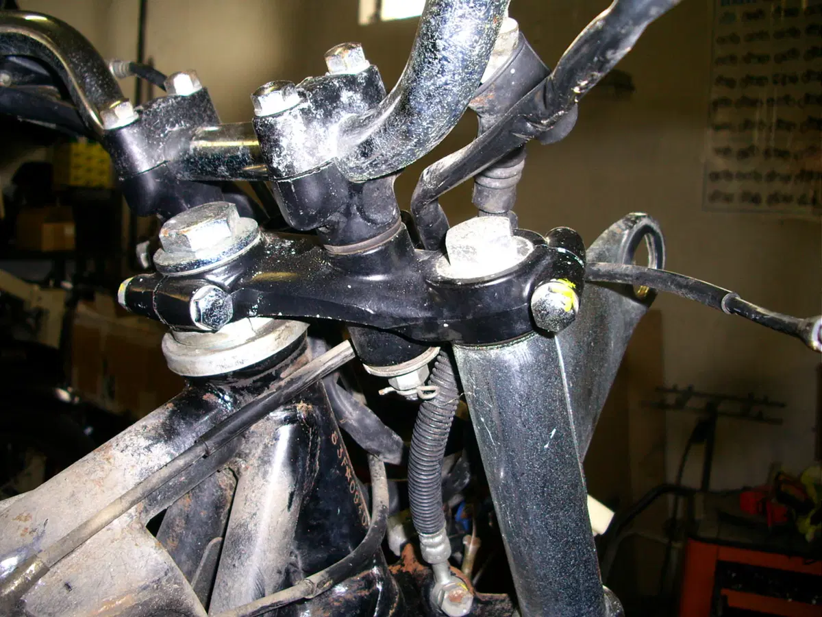Restaurando, puntata 15: Kawasaki 400 Mach II 1974 (47)