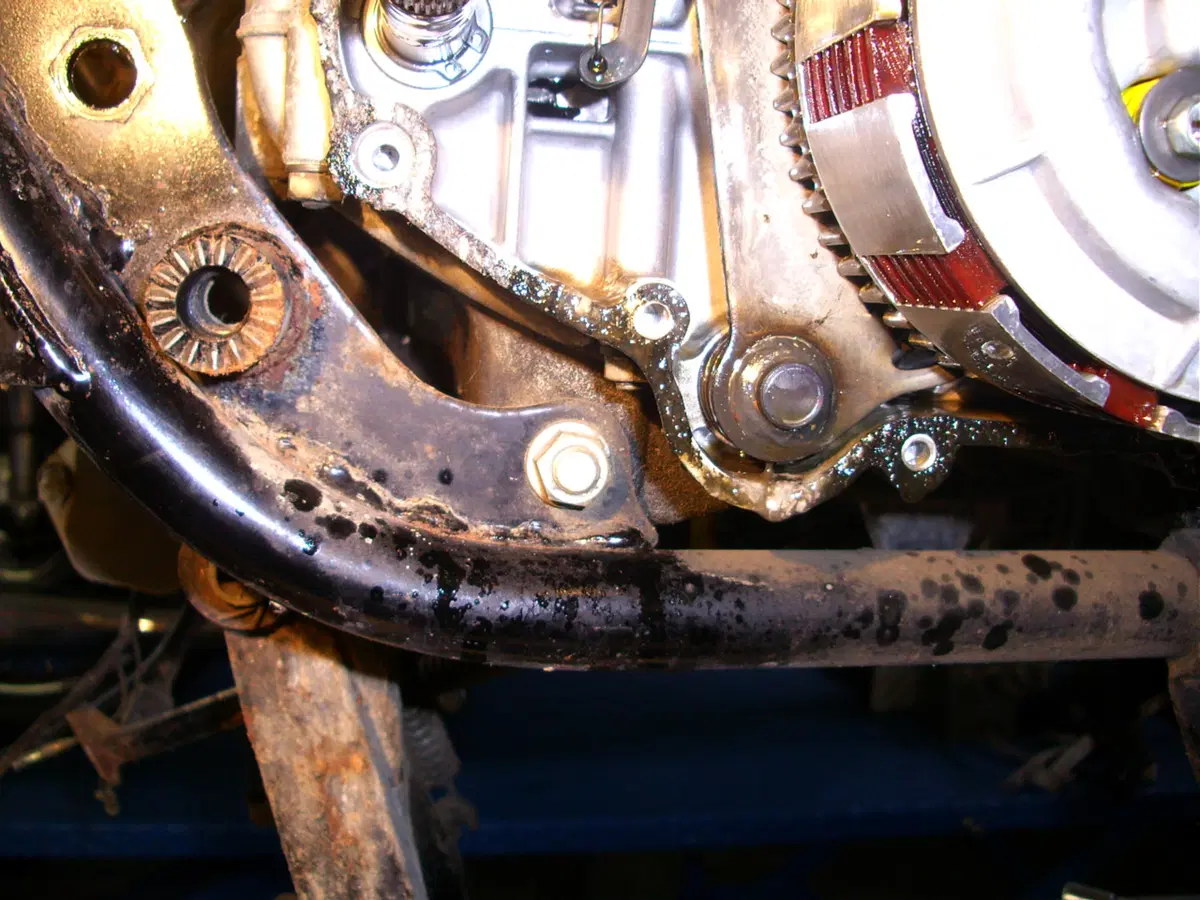 Restaurando, puntata 15: Kawasaki 400 Mach II 1974 (64)