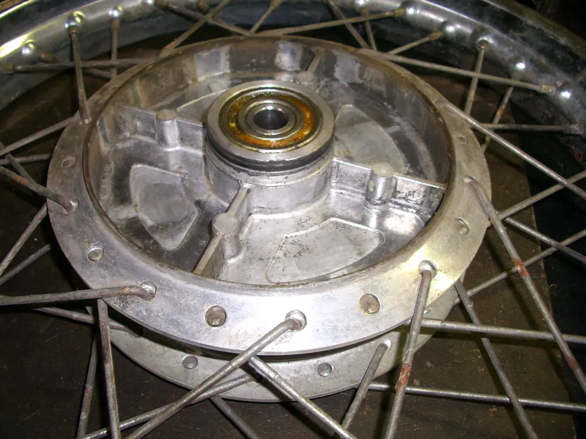 Restaurando, puntata 15: Kawasaki 400 Mach II 1974 (71)