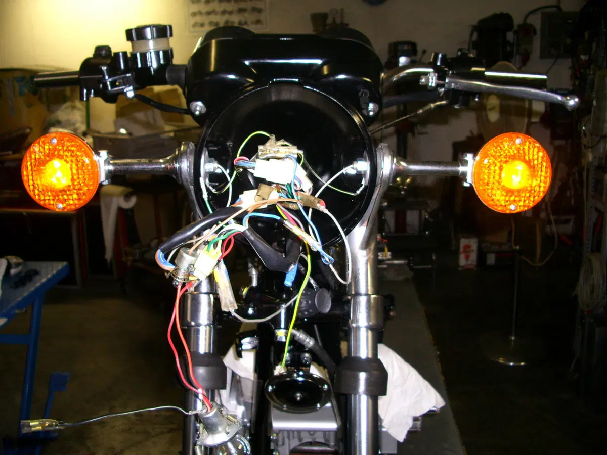 Restaurando, puntata 15: Kawasaki 400 Mach II 1974 (98)