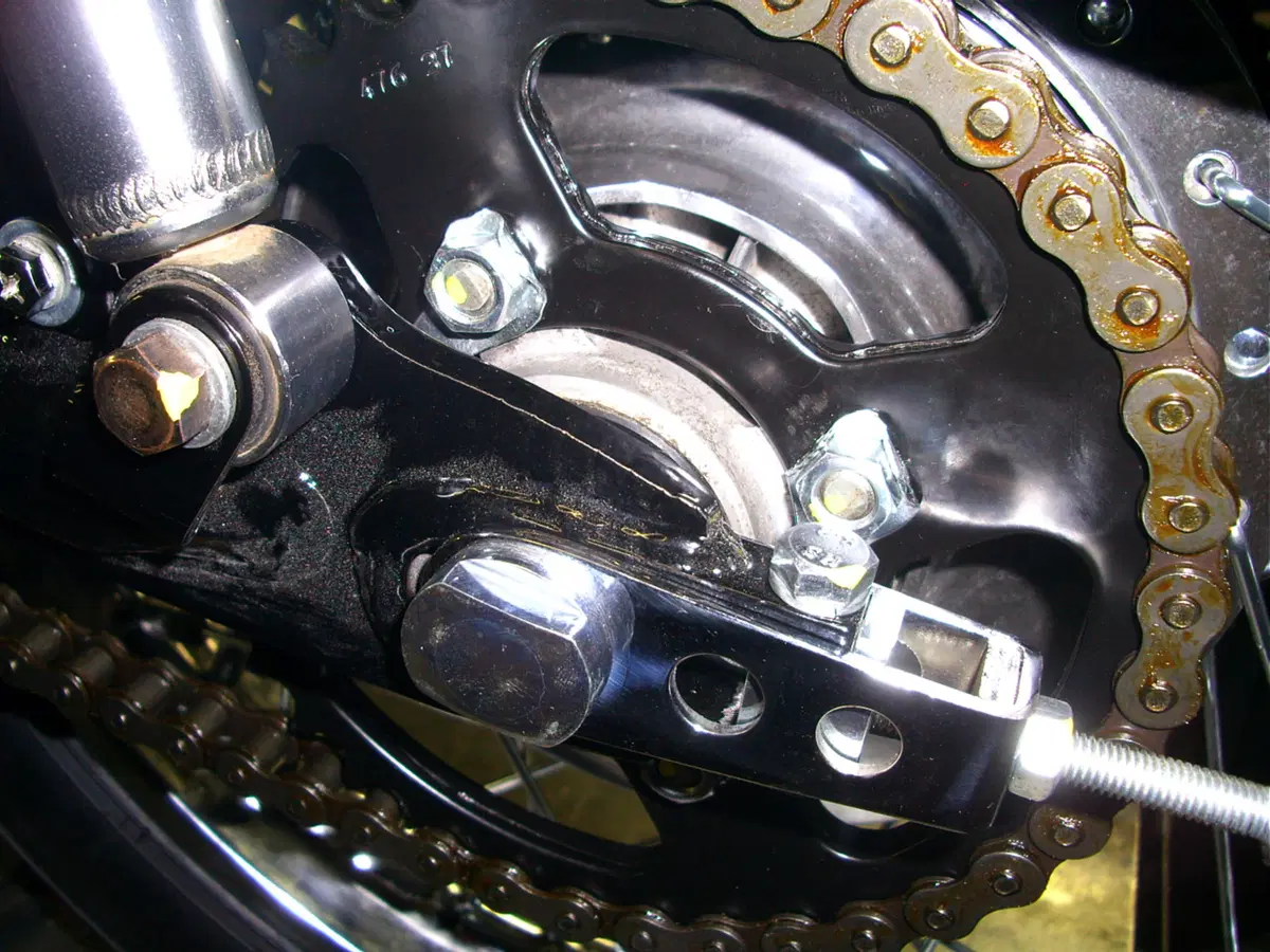 Restaurando, puntata 15: Kawasaki 400 Mach II 1974 (115)