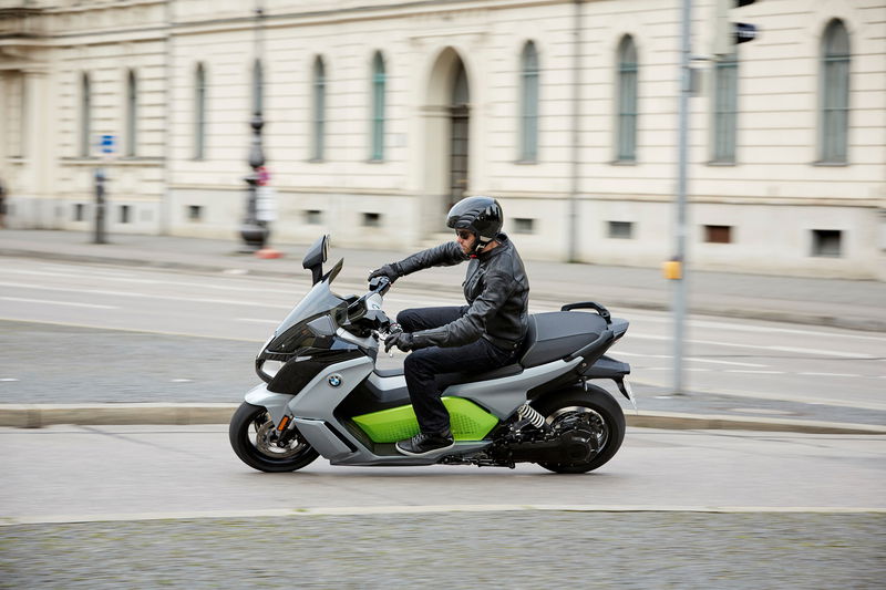 Il maxi scooter elettrico C-Evolution