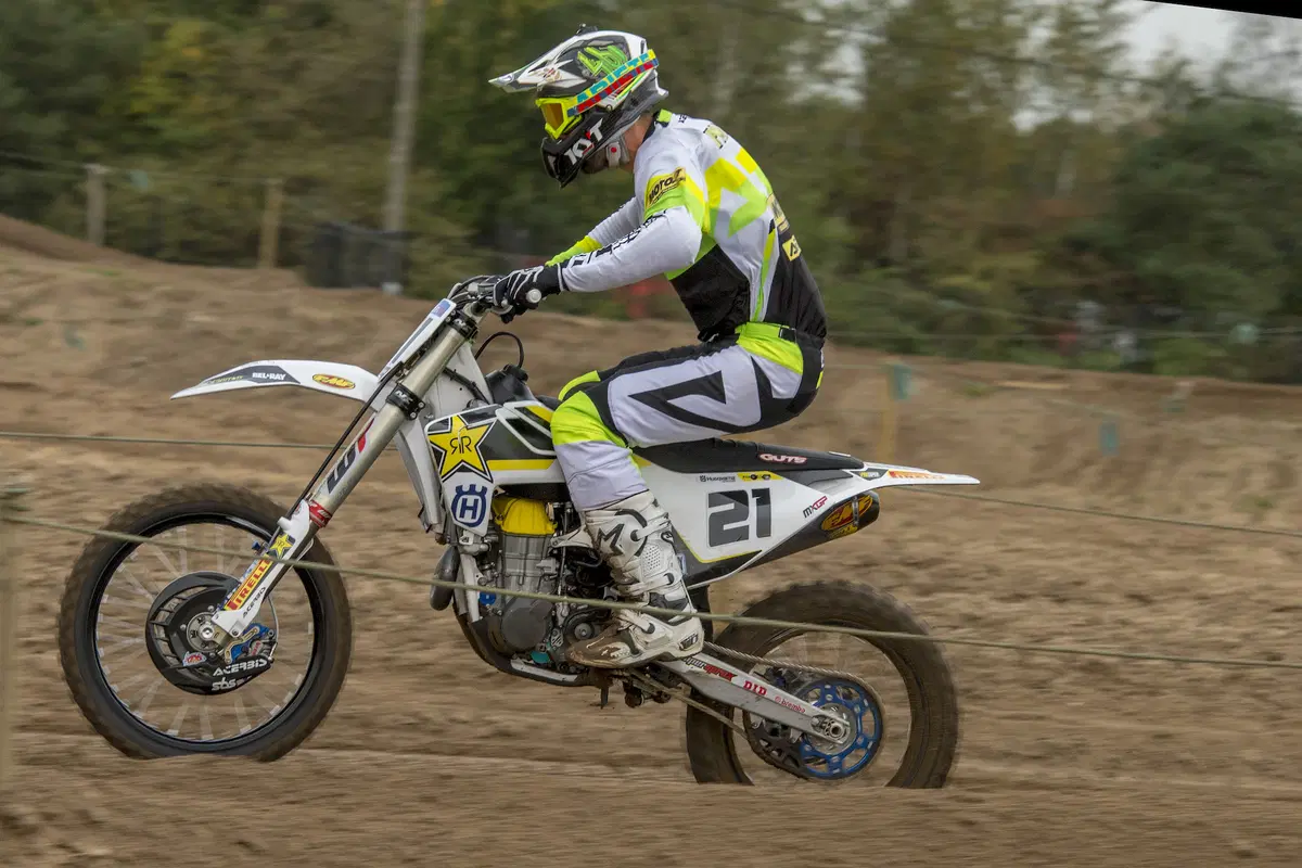 Husqvarna FC 250 e FC 450 Factory (4)