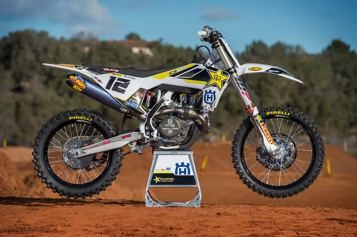 Husqvarna FC 250 e FC 450 Factory (8)