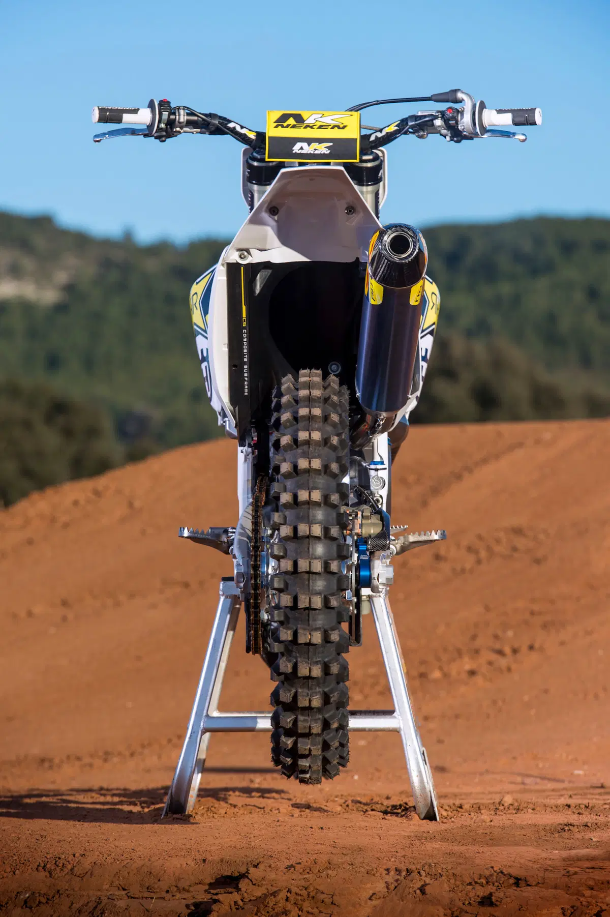 Husqvarna FC 250 e FC 450 Factory (2)