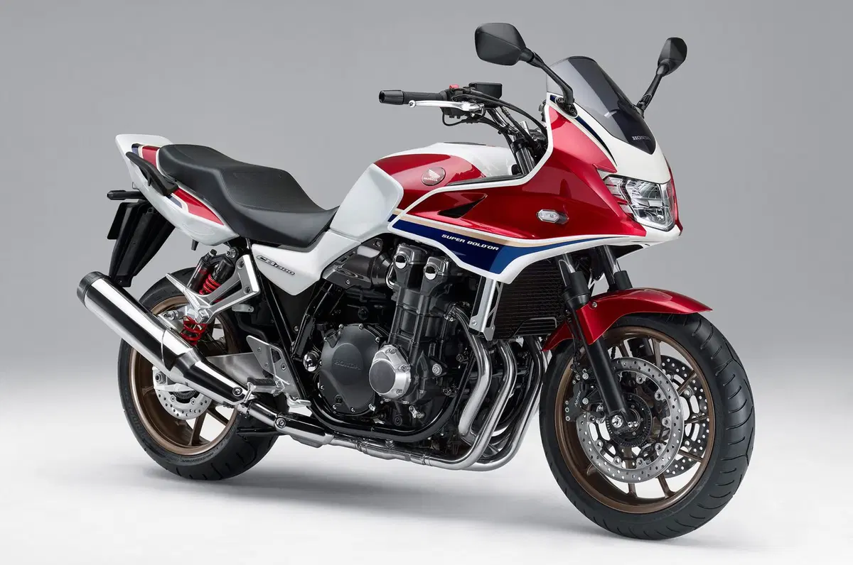 Honda CB 1300 e CB 400 Super Four e Super Bol d'Or 2018 (3)