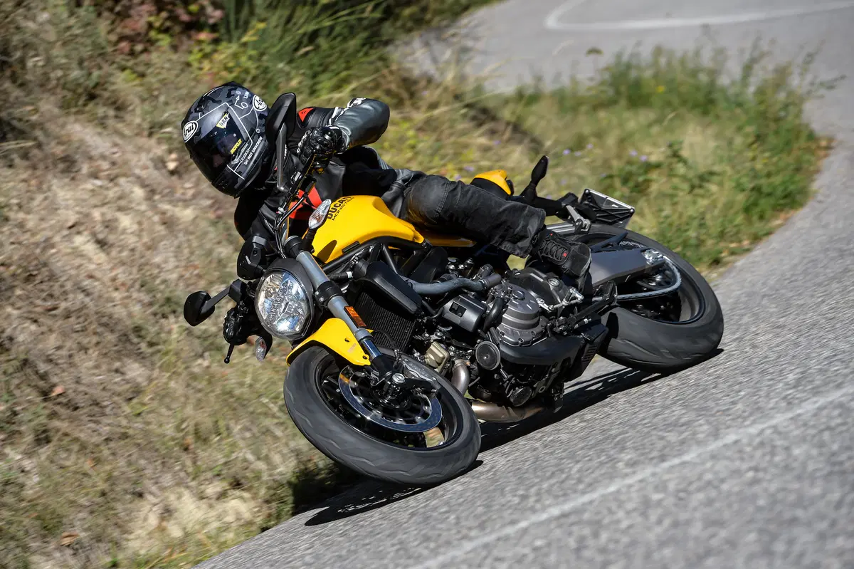 Ducati Monster 821 MY 2018. Il Mostro compie gli anni (13)
