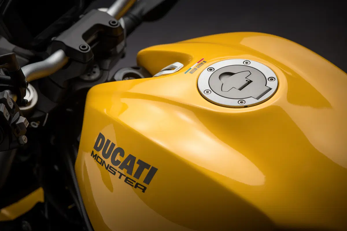 Ducati Monster 821 MY 2018. Il Mostro compie gli anni (15)