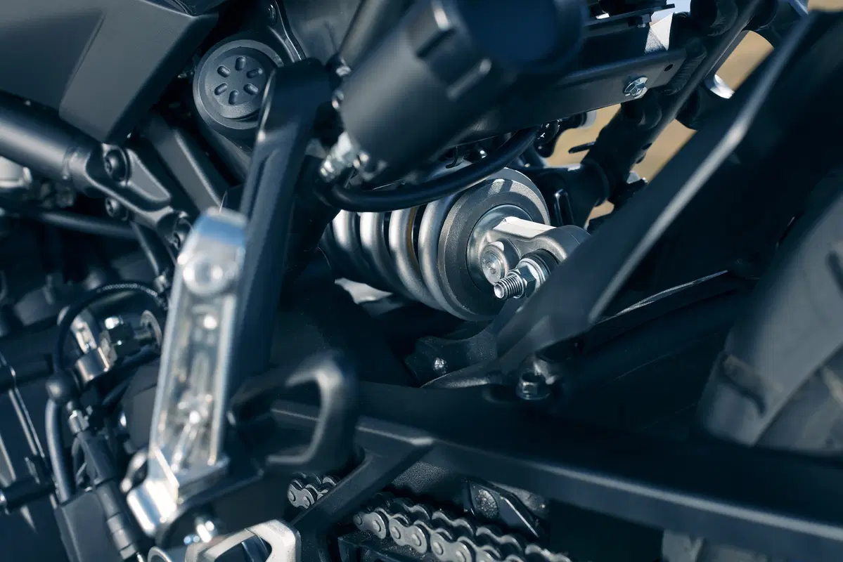 Yamaha Niken, debutto a Tokyo, in arrivo ad EICMA (13)