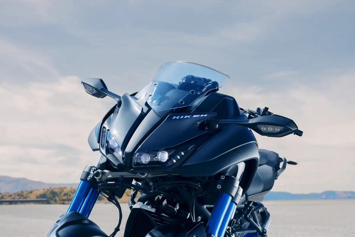 Yamaha Niken, debutto a Tokyo, in arrivo ad EICMA (17)