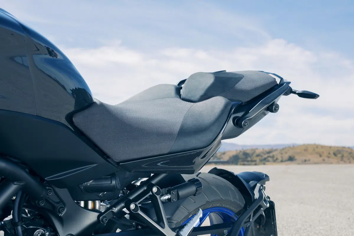 Yamaha Niken, debutto a Tokyo, in arrivo ad EICMA (19)