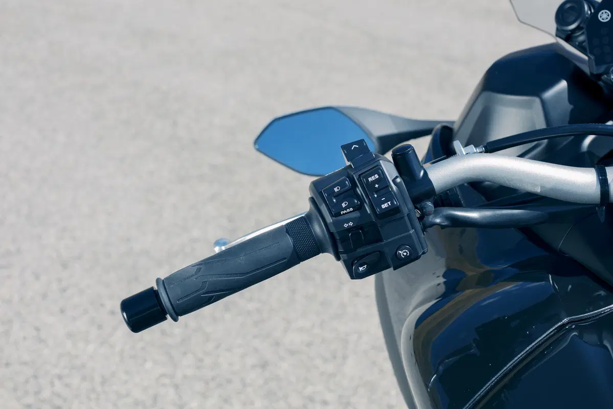 Yamaha Niken, debutto a Tokyo, in arrivo ad EICMA (24)