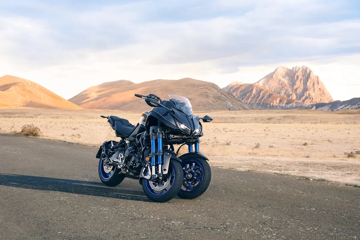 Yamaha Niken, debutto a Tokyo, in arrivo ad EICMA (32)