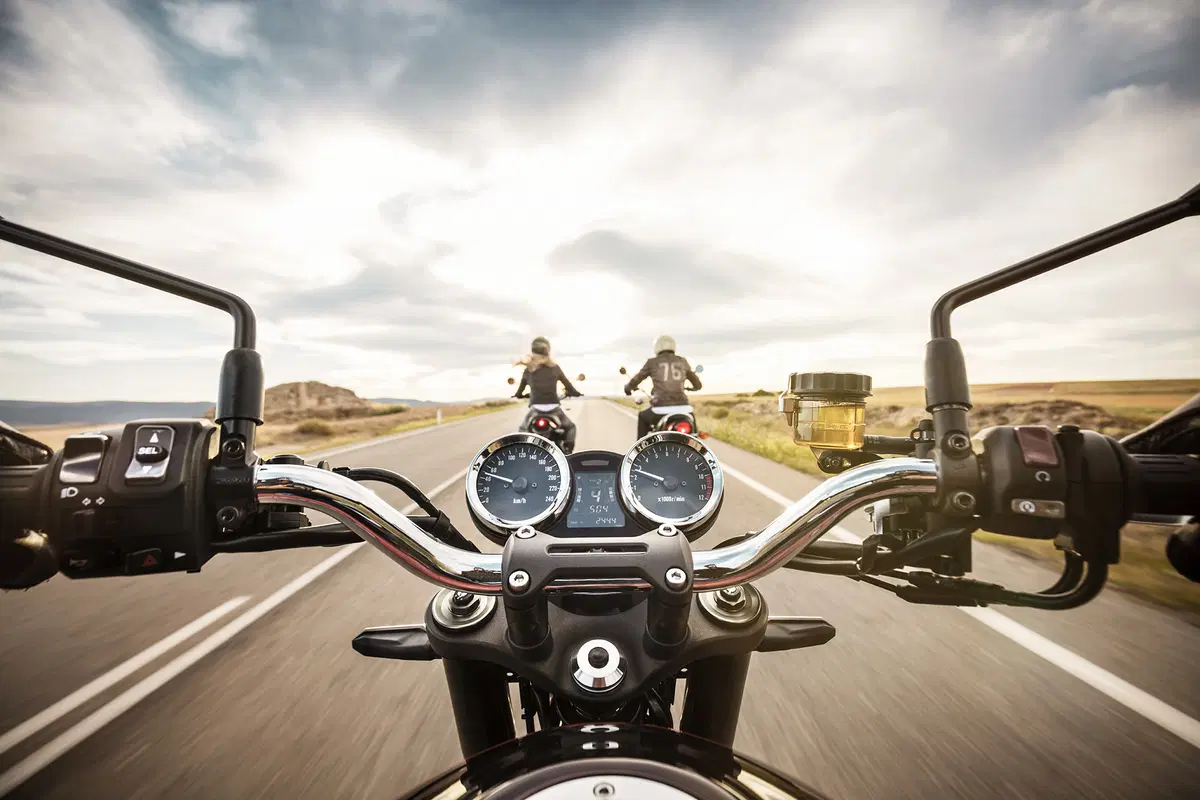 Kawasaki Z900RS 2018, foto e dati (4)