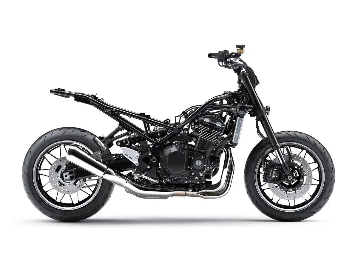 Kawasaki Z900RS 2018, foto e dati (33)