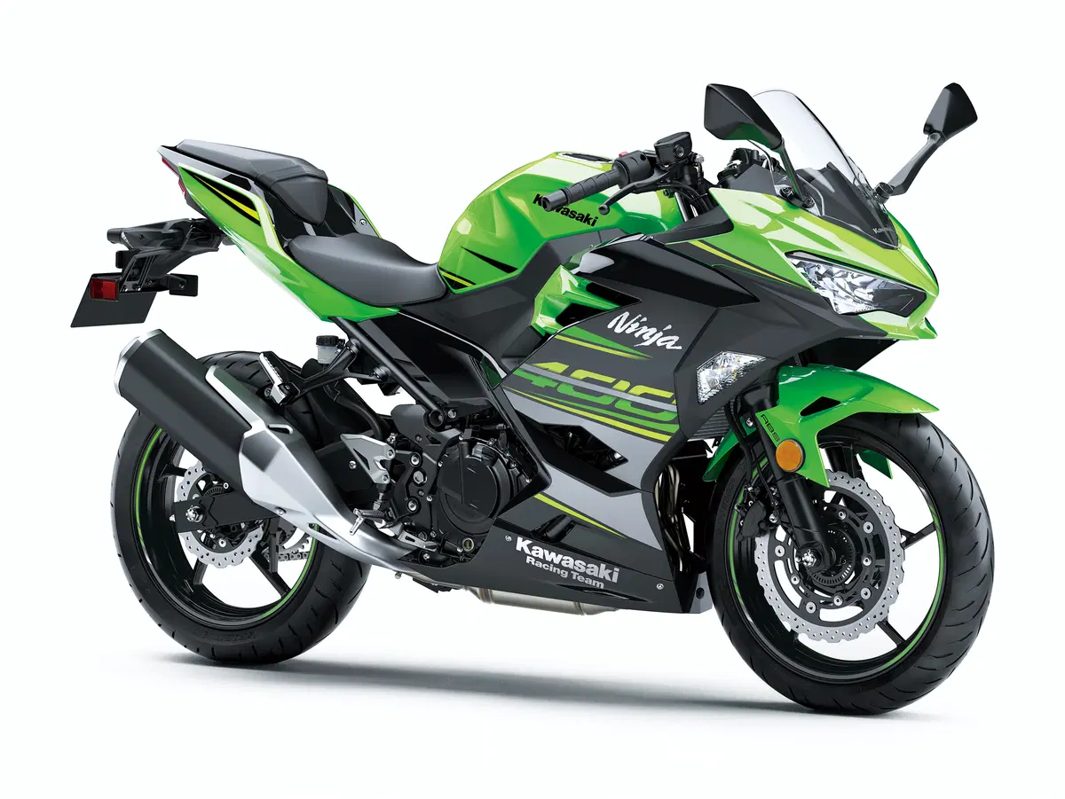 Kawasaki Ninja 400 2018. Foto e dati (4)