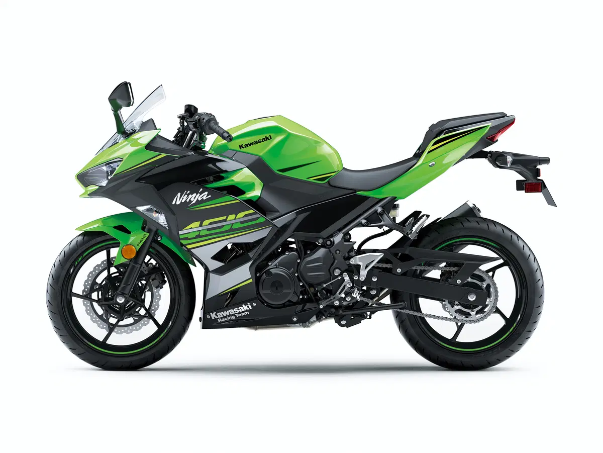 Kawasaki Ninja 400 2018. Foto e dati (5)