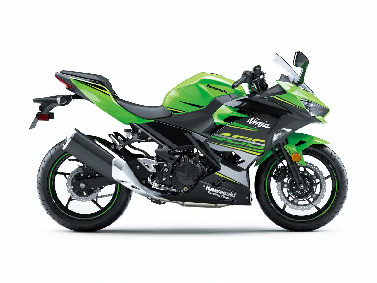 Kawasaki Ninja 400 2018. Foto e dati (6)