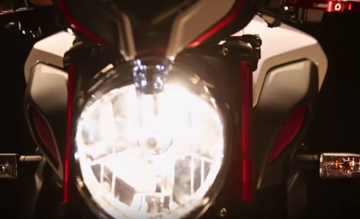 MV Agusta Dragster RR Lewis Hamilton #44