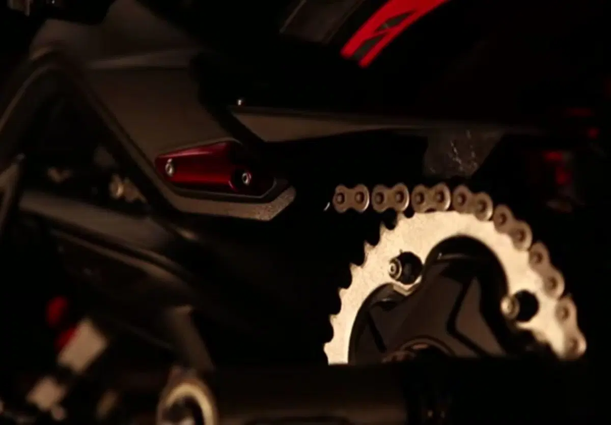 MV Agusta Dragster RR Lewis Hamilton #44 (5)