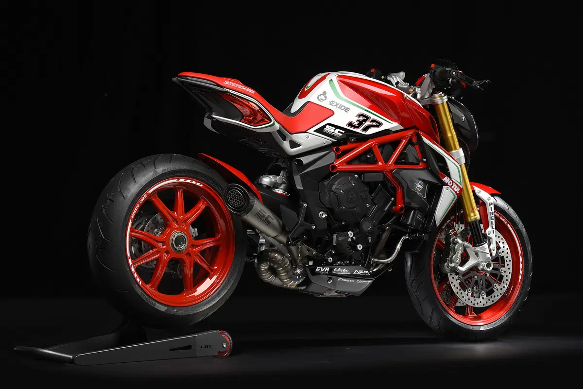 EICMA 2017: MV Agusta Dragster 800 RC 2018 (2)