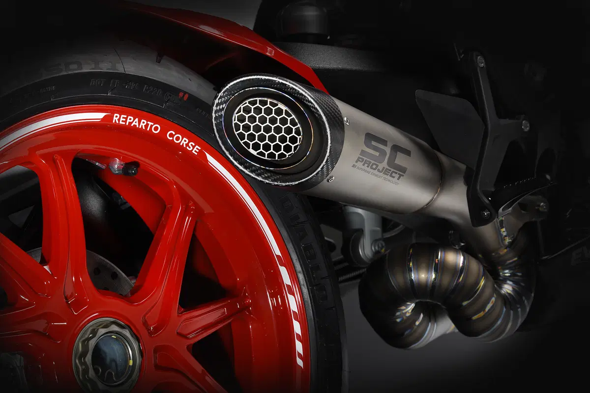 EICMA 2017: MV Agusta Dragster 800 RC 2018 (23)