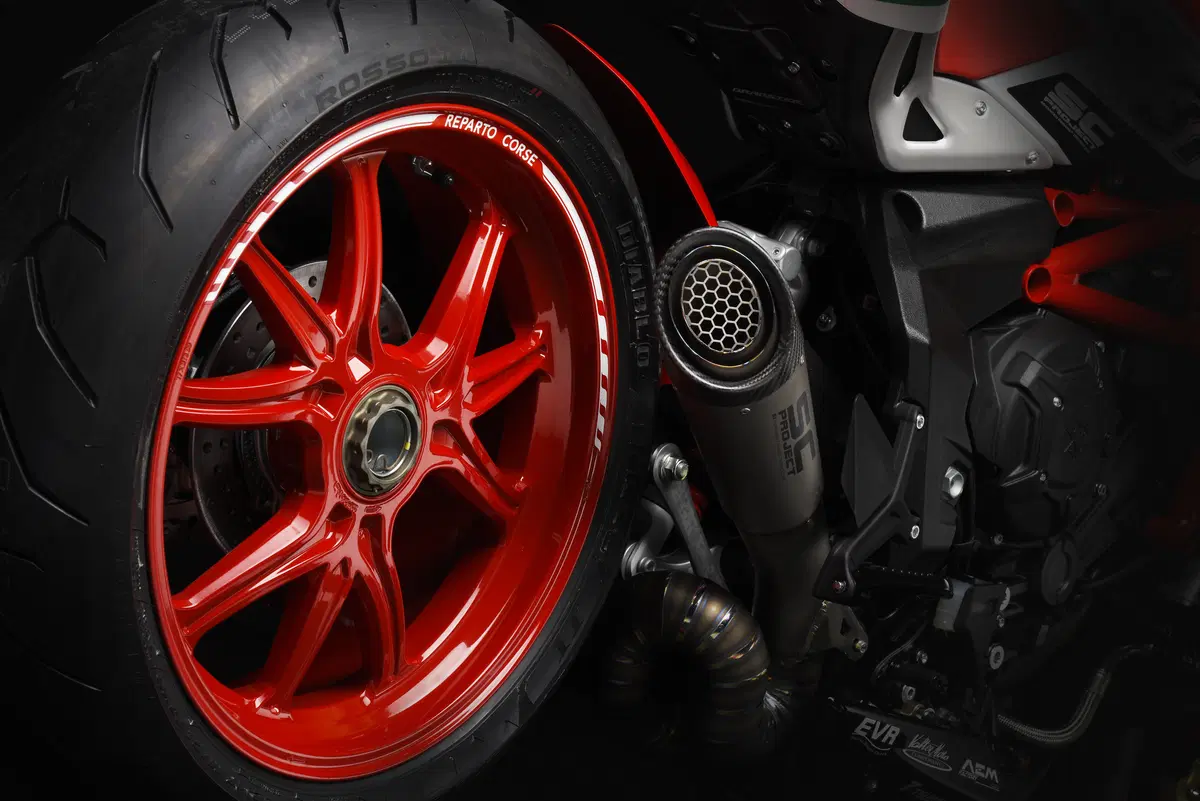 MV Agusta Dragster 800 Dragster 800 RC (2018) (12)