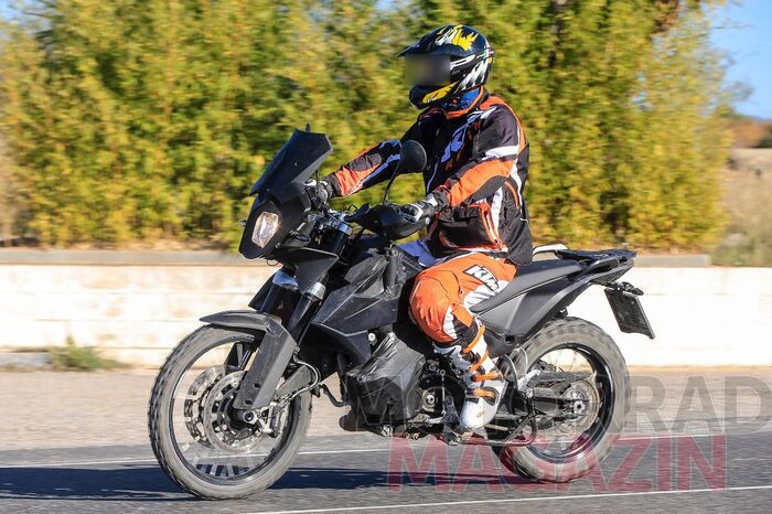 La KTM 790 ADV