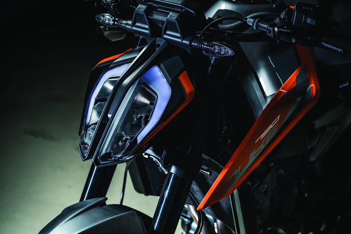 EICMA 2017: KTM Duke 790, foto e dati (14)