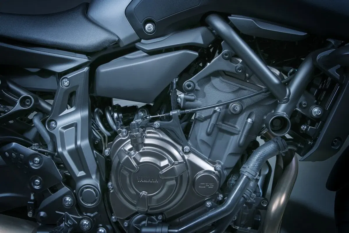 EICMA 2017: Yamaha MT-07, foto e dati (6)