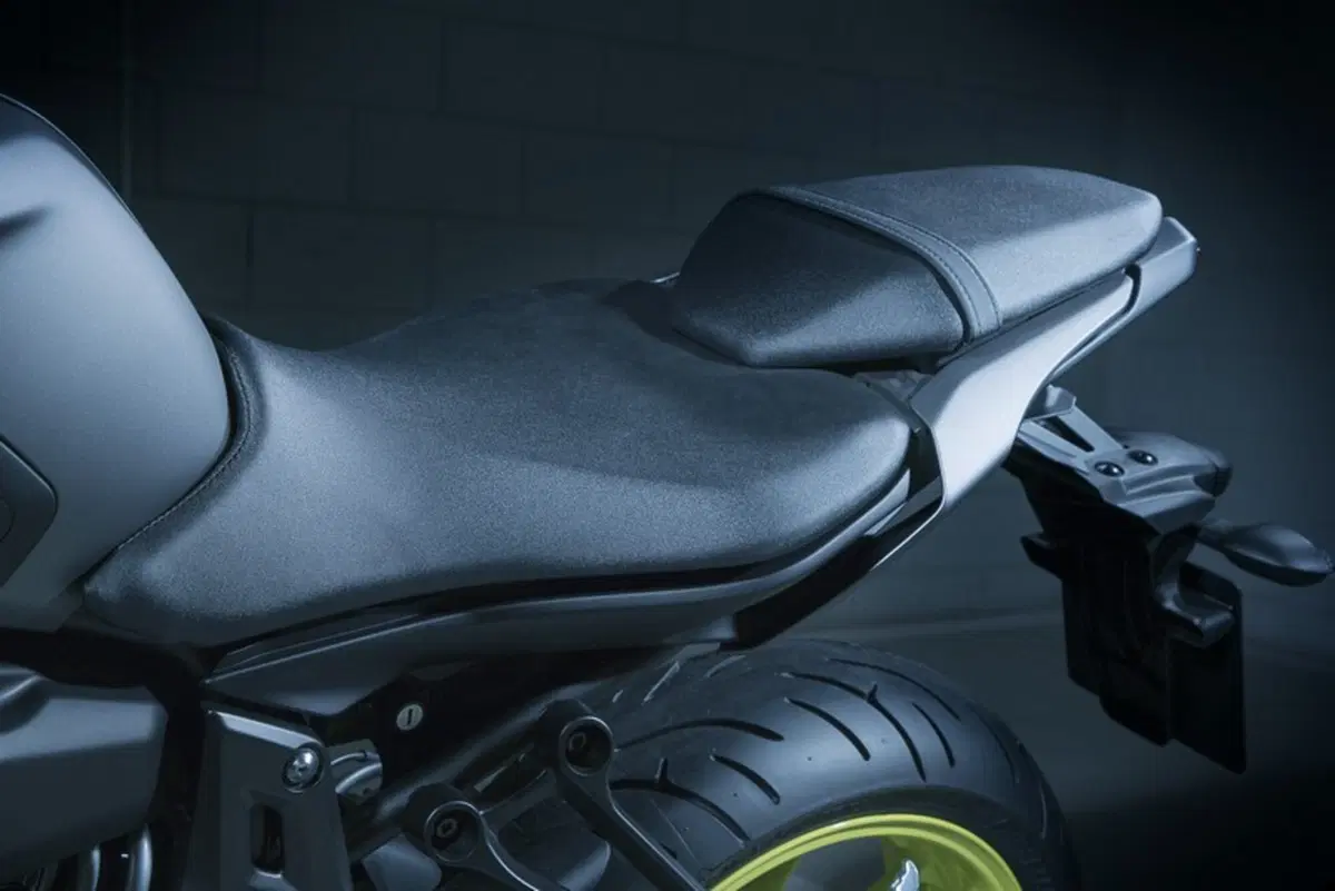 EICMA 2017: Yamaha MT-07, foto e dati (12)