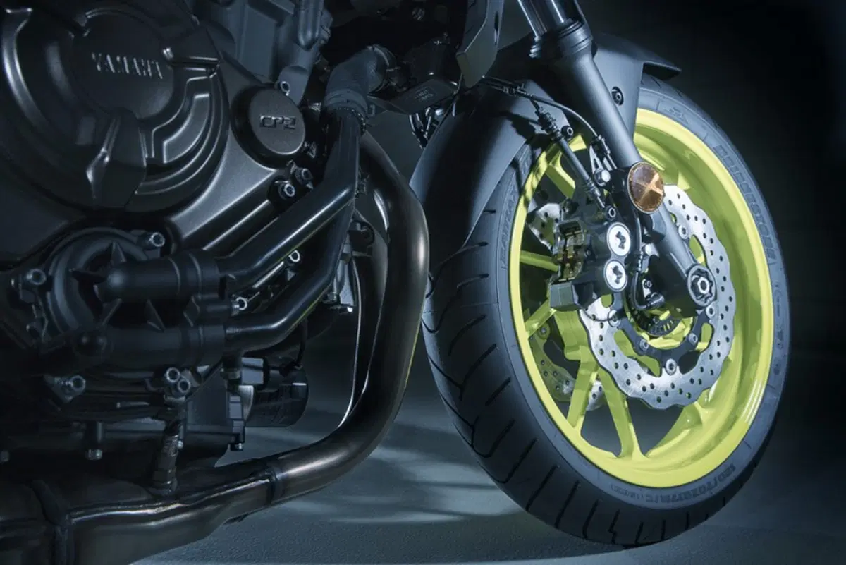 EICMA 2017: Yamaha MT-07, foto e dati (14)