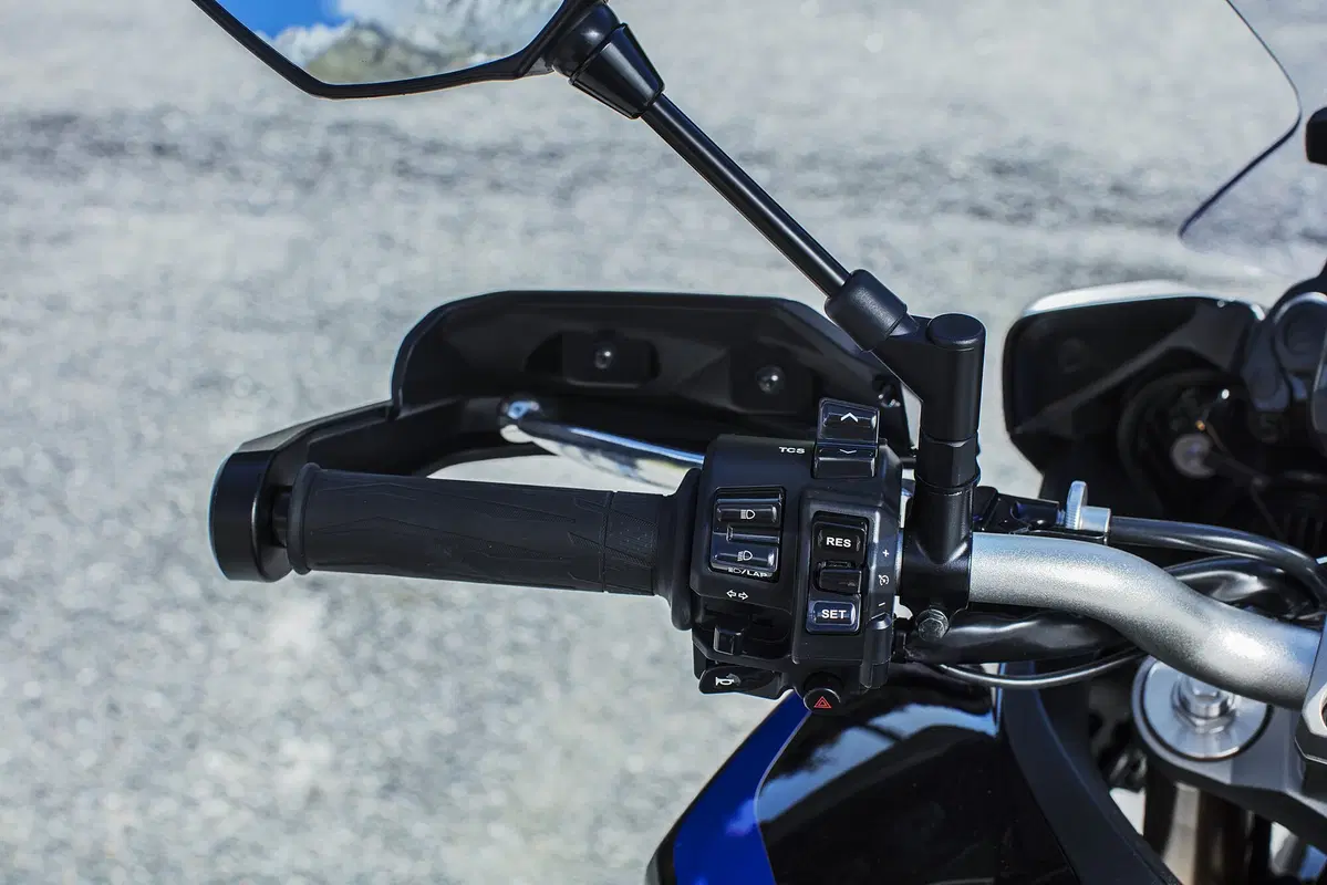 EICMA 2017: Yamaha Tracer 900 e 900 GT, foto e dati (18)