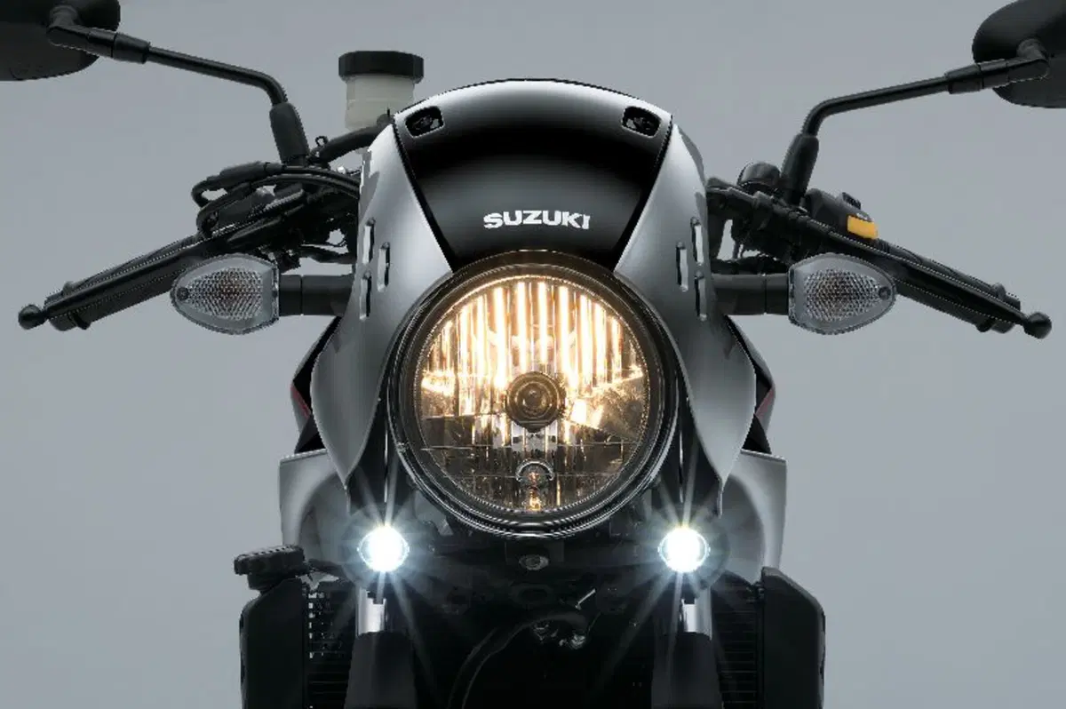 EICMA 2017: Suzuki SV 650X, foto e dati (28)