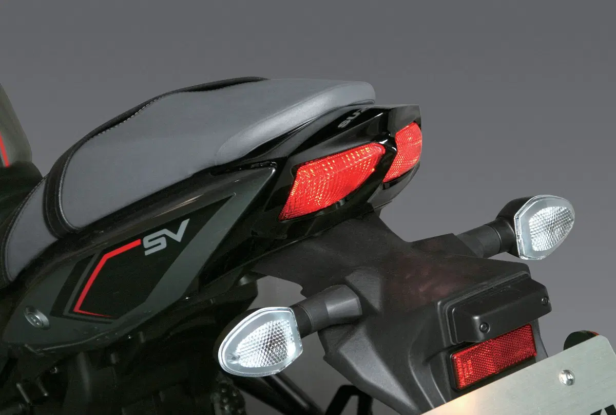 EICMA 2017: Suzuki SV 650X, foto e dati (35)