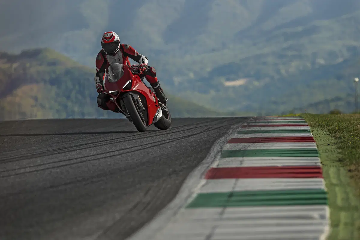 EICMA 2017: Ducati Panigale V4, foto e dati (14)