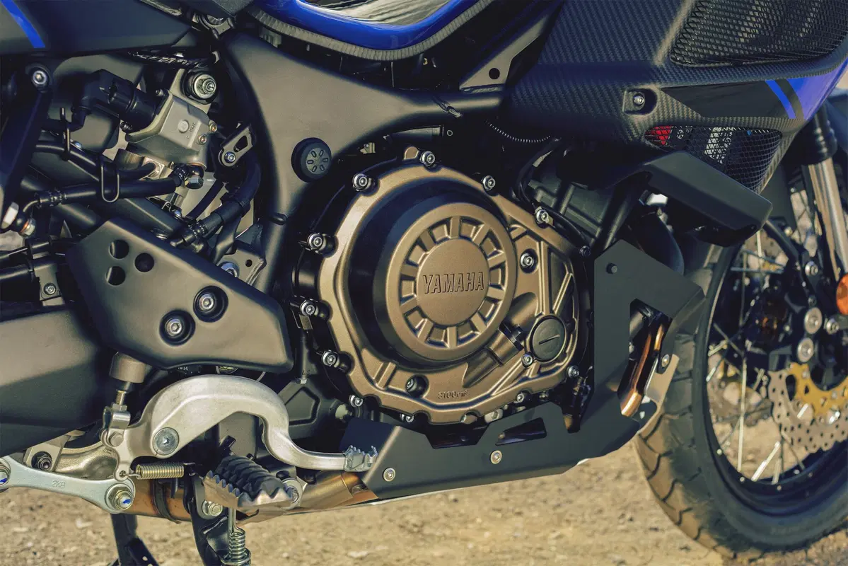 EICMA 2017: Yamaha XT1200ZE Super Ténéré Raid Edition, foto e dati (13)