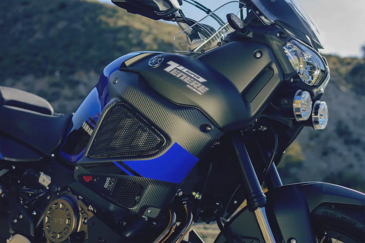 EICMA 2017: Yamaha XT1200ZE Super Ténéré Raid Edition, foto e dati (15)