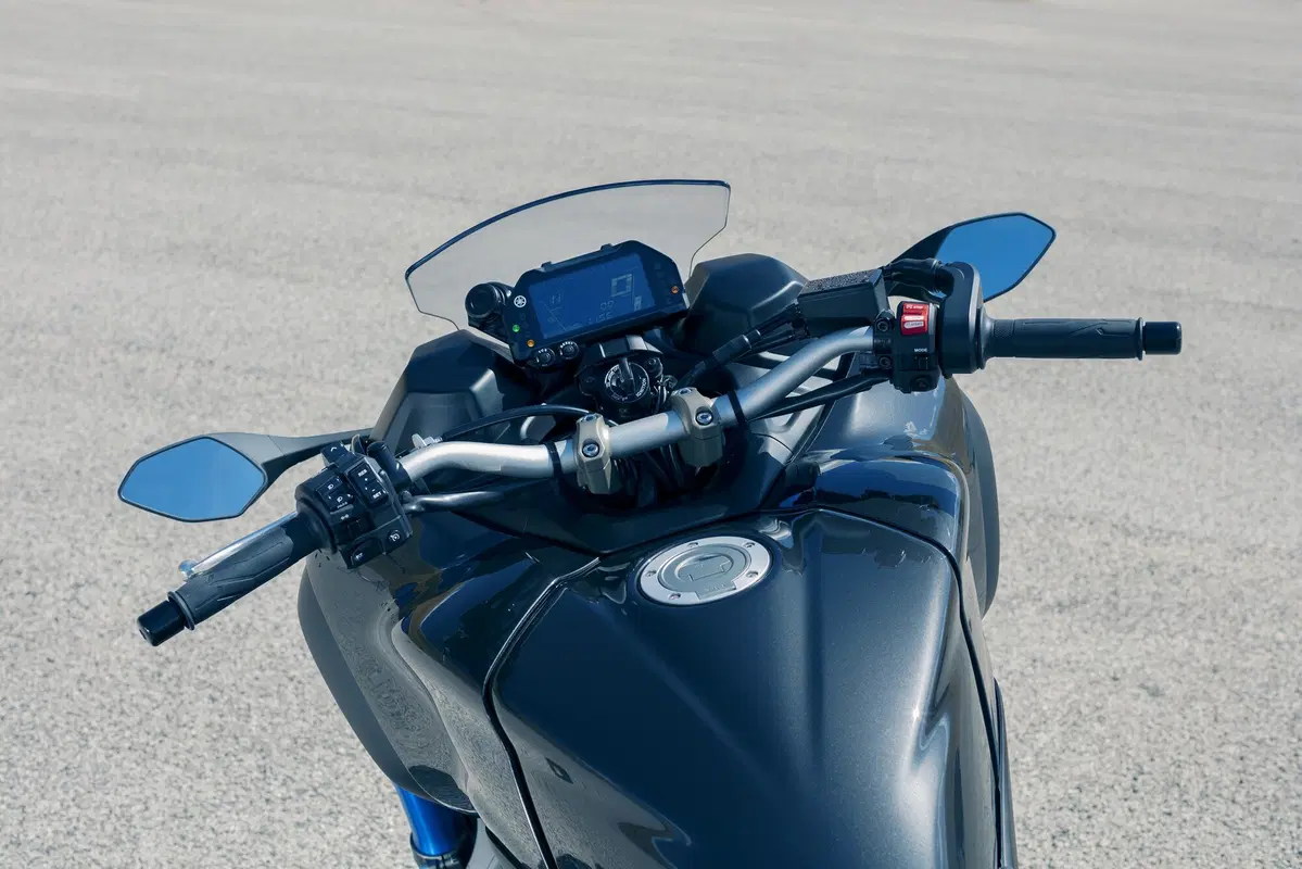 EICMA 2017: Yamaha Niken, foto e dati (15)