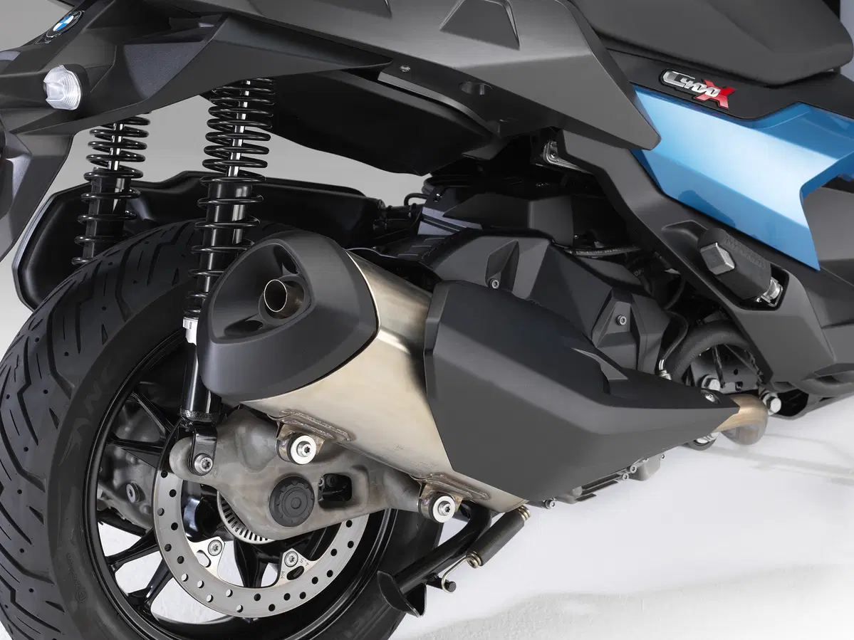 EICMA 2017: BMW C 400 X, foto e dati (8)