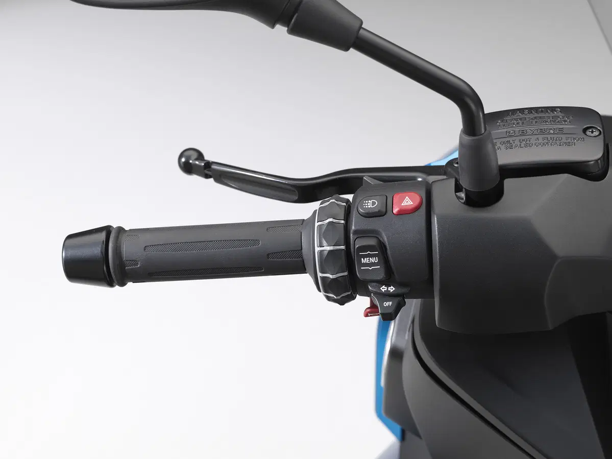 EICMA 2017: BMW C 400 X, foto e dati (5)