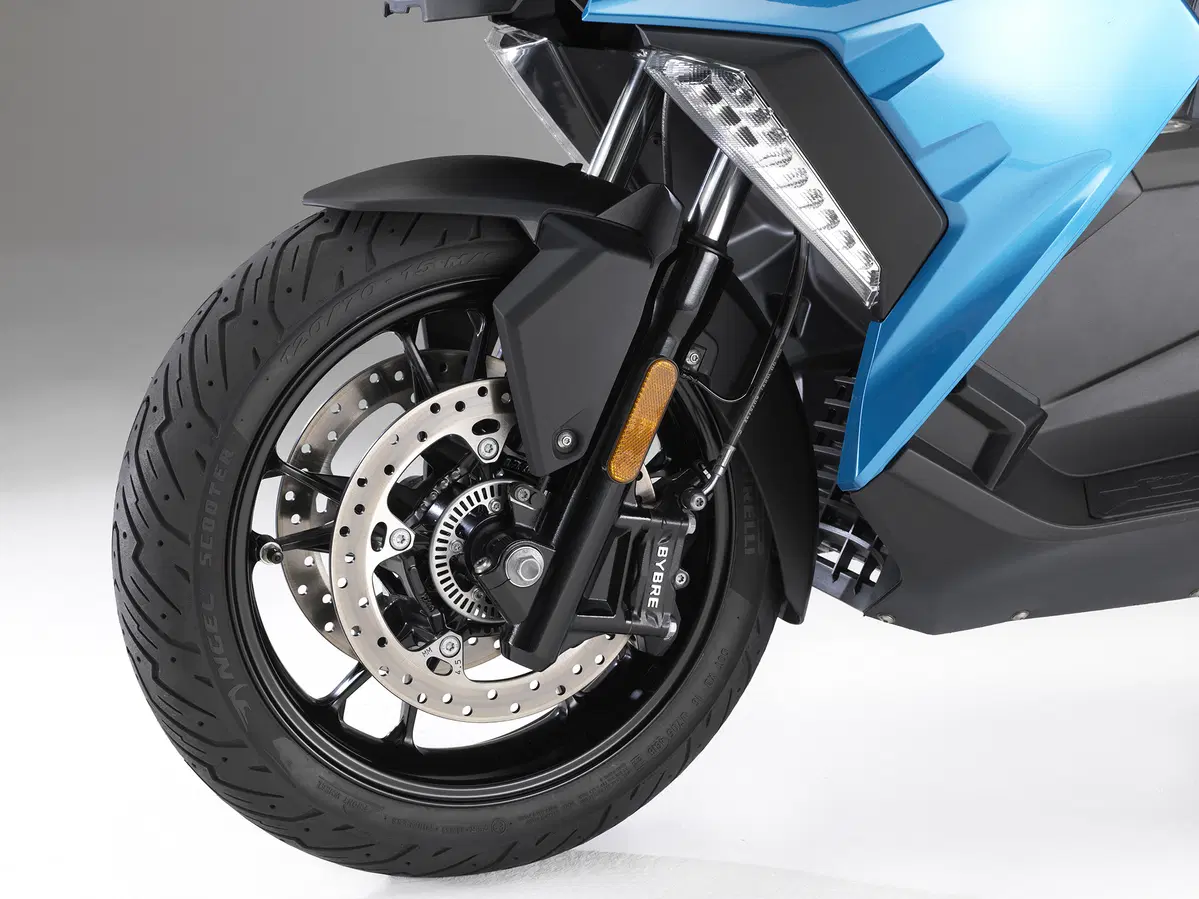 EICMA 2017: BMW C 400 X, foto e dati (10)
