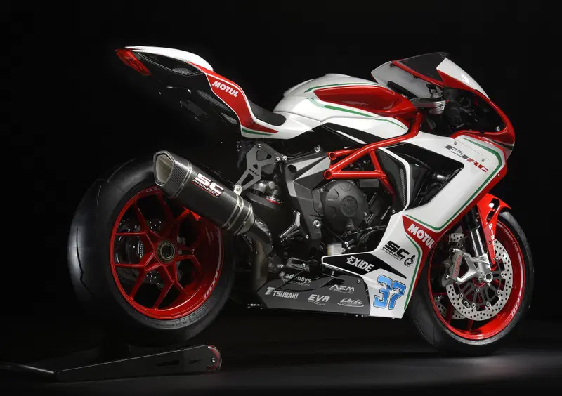 MV Agusta F3 675 F3 675 RC (2018) (3)