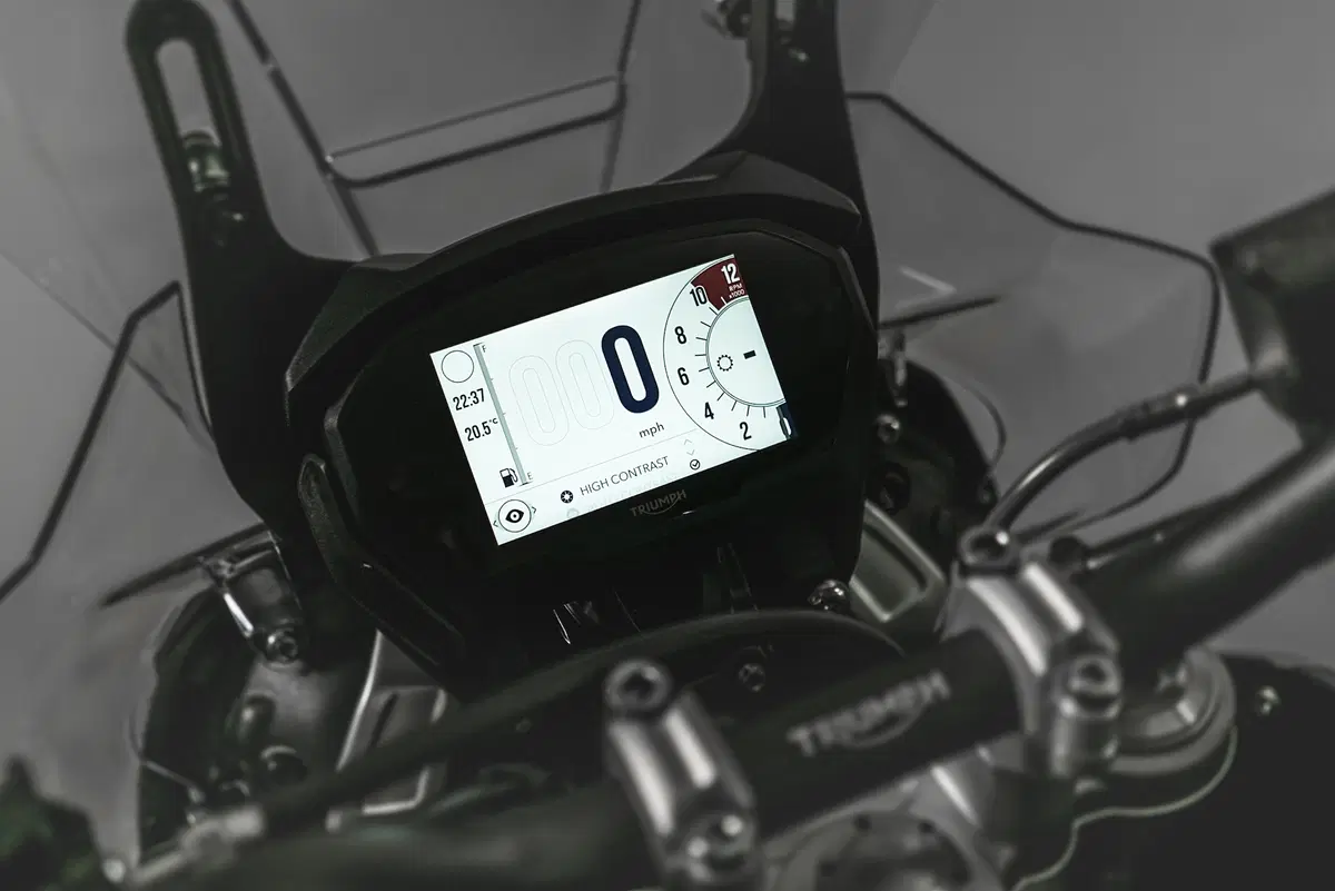 EICMA 2017: Triumph Tiger 800 XC e XR, foto e dati (18)