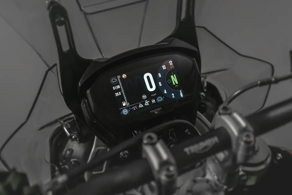 EICMA 2017: Triumph Tiger 800 XC e XR, foto e dati (28)