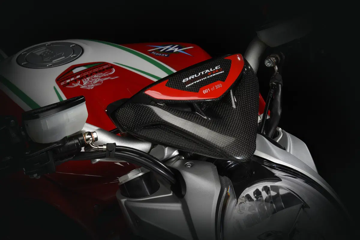 MV Agusta Brutale 800 Brutale 800 RC (2018) (7)