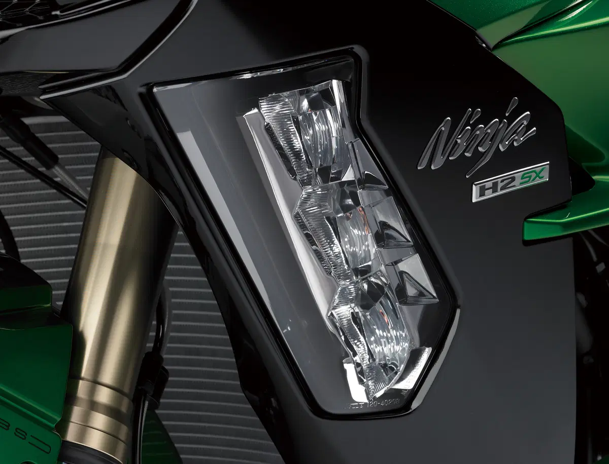 EICMA 2017: Kawasaki Ninja H2 SX ed SX SE, foto, dati e prezzi (3)